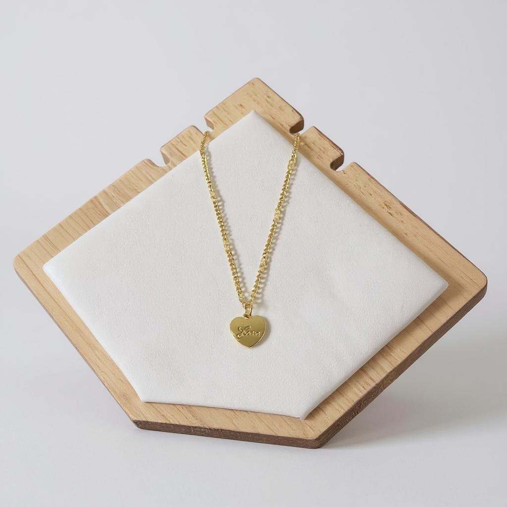 Golden Heart ‘Love’ Pendant Necklace – Glimiora Signature Piece